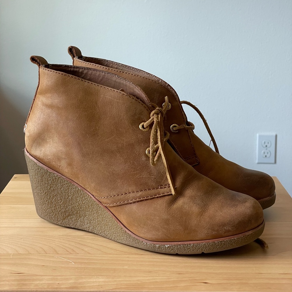 Sperry wedge booties